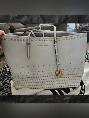 Michael Kors Jet Set Travel Tote Excellent Condition
